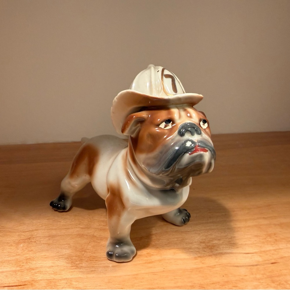 Ceramic Bulldog Figurine‎ with fireman Hat - Brown & Cream vintage